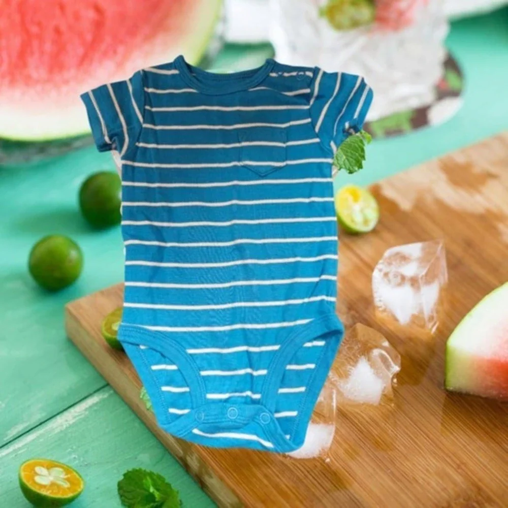 Baby Carter's 4 Onesie‎ Bundle Size 6 Months (D59)